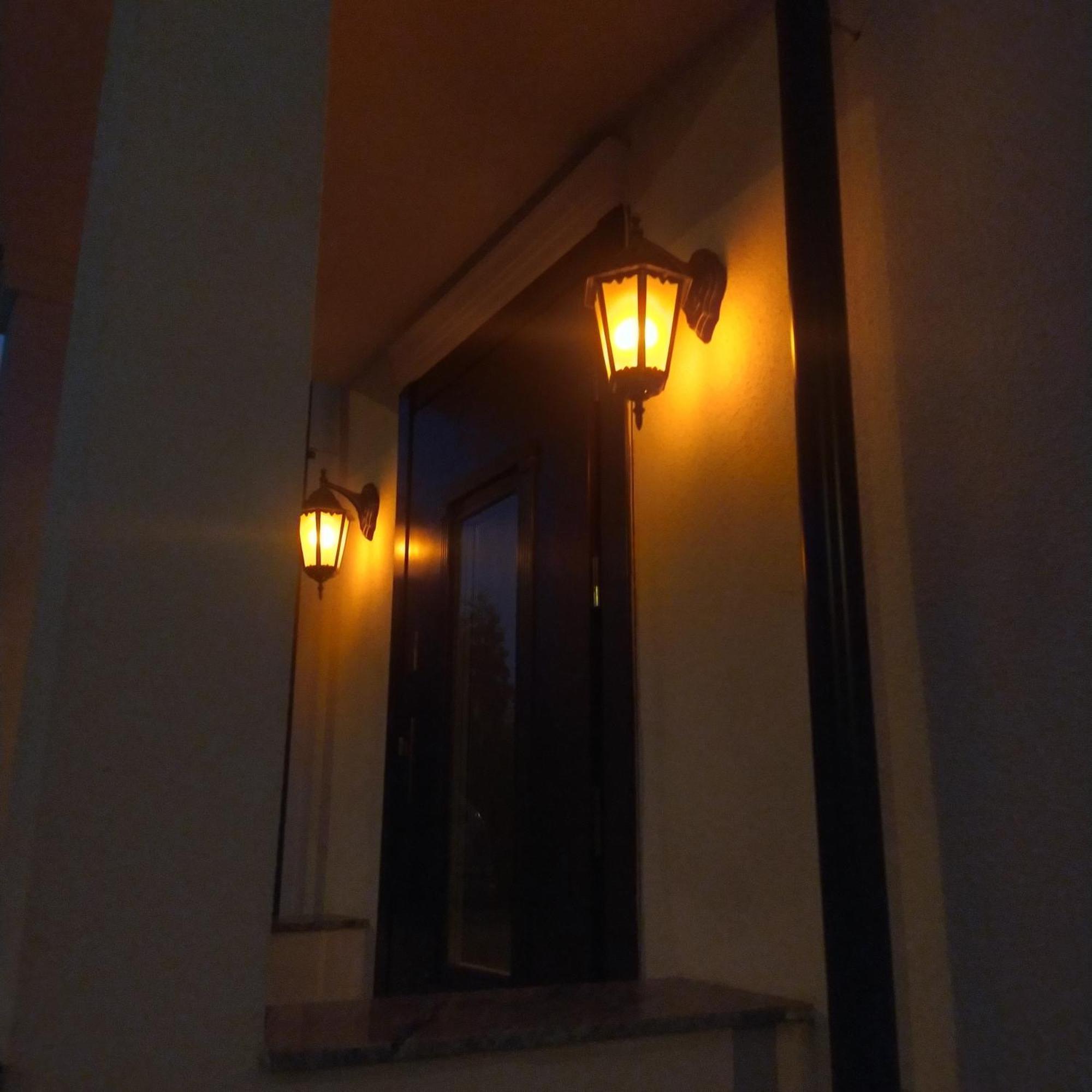 Dworek Biala Dama Pokoje Z Klimatyzacja Gniezno Exterior foto